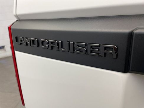 Used 2025 Toyota Land Cruiser 1958 image 8