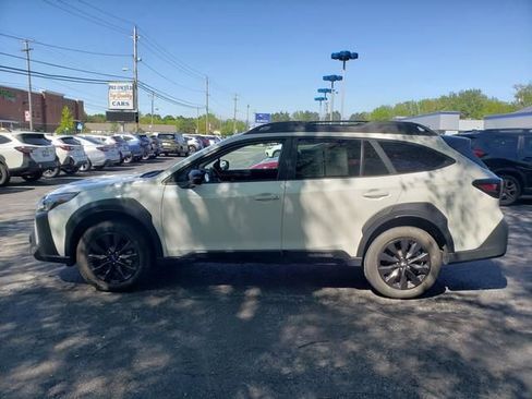 Certified 2025 Subaru Outback Onyx Edition AWD/4WD image 7