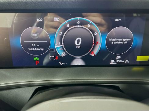 New 2025 Volkswagen Tiguan SE R-Line image 14