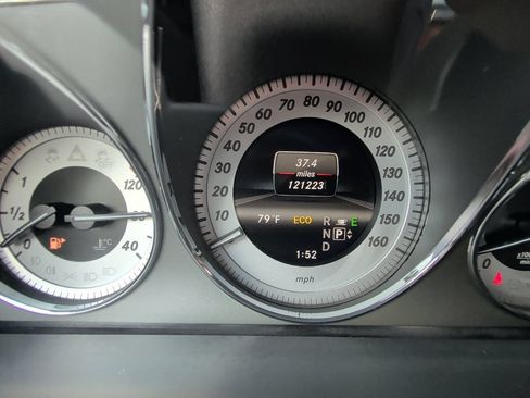 Used 2013 Mercedes-Benz GLK 350 4MATIC image 17