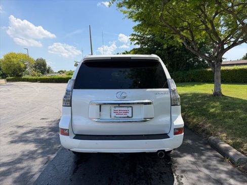 Used 2018 Lexus GX 460 Premium AWD/4WD image 6