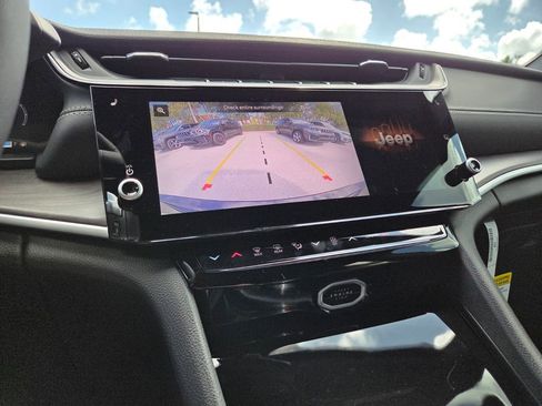New 2026 Jeep Grand Cherokee Altitude RWD image 20