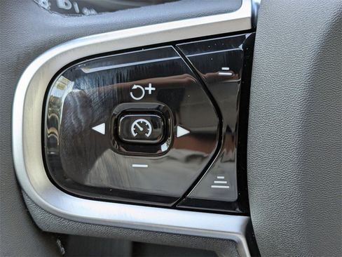 New 2026 Volvo XC60 B5 Plus w/ Protection Package Premier image 28