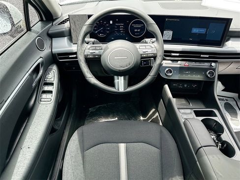 New 2025 Hyundai Sonata SEL image 15