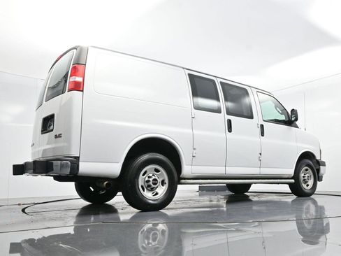 Used 2024 GMC Savana 2500 w/ Driver Convenience Package image 43