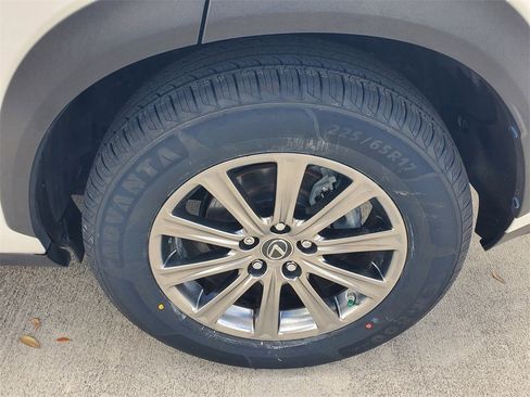 Used 2018 Lexus NX 300 FWD w/ Comfort Package image 4