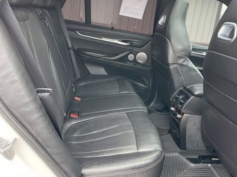 Used 2017 BMW X5 M AWD/4WD image 30