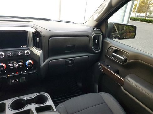 Used 2021 GMC Sierra 1500 Elevation image 15