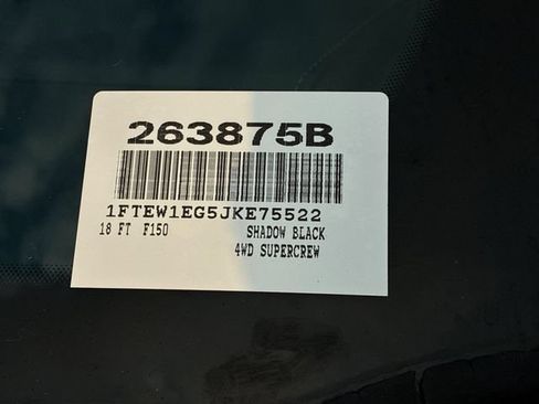 Used 2018 Ford F150 Lariat w/ Equipment Group 502A Luxury AWD/4WD image 32