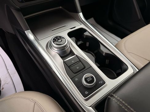 Used 2020 Ford Explorer Limited image 50