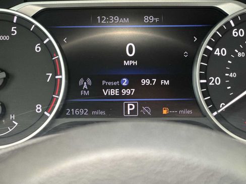 Used 2024 Nissan Sentra SR FWD image 22