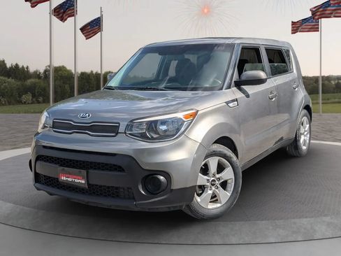 Used 2017 Kia Soul FWD image 3