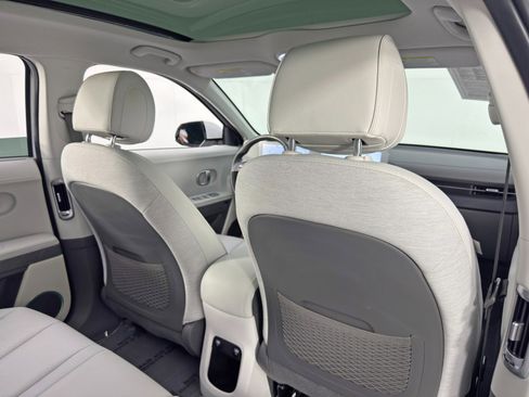 Used 2022 Hyundai Ioniq 5 Limited image 33