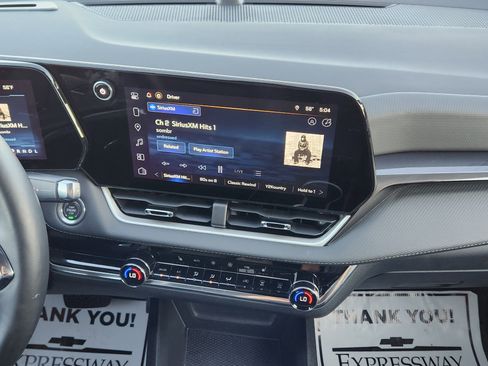 New 2026 Chevrolet Equinox LT w/ Convenience Package II image 11