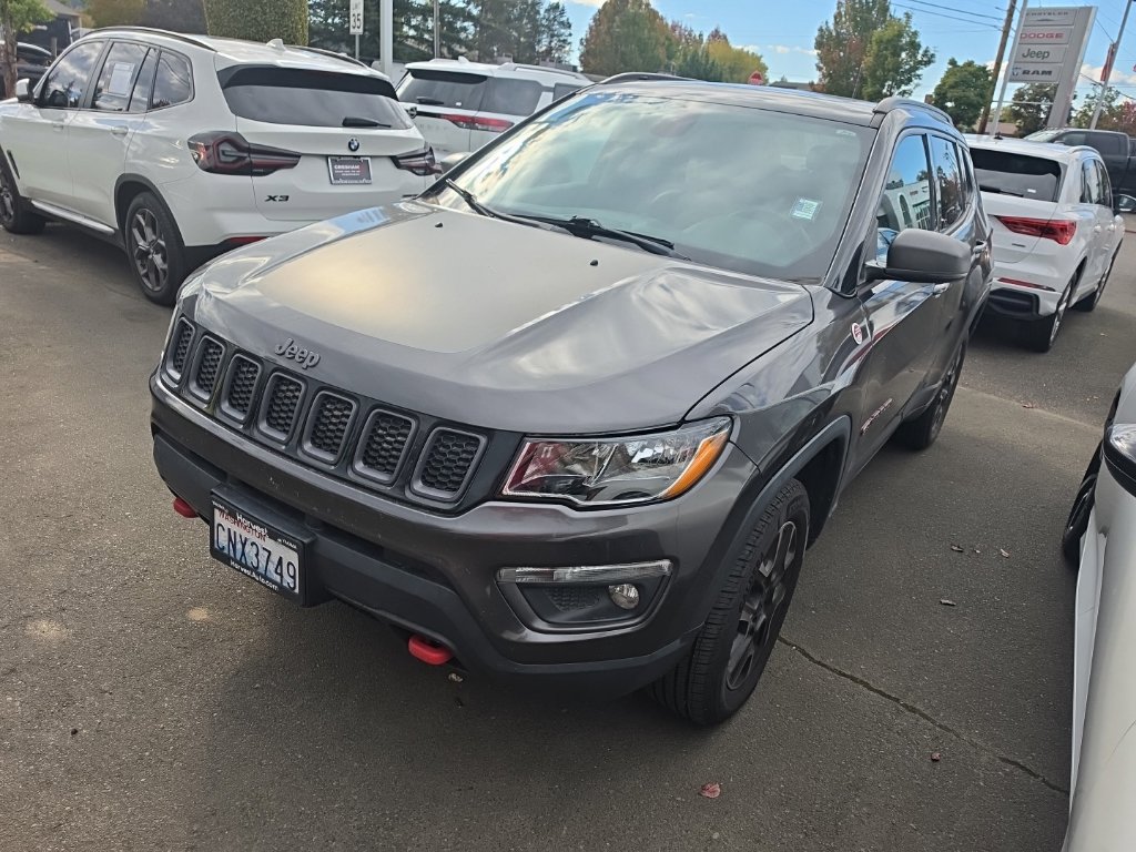 Used 2019 Jeep Compass Trailhawk w/ Leather Interior Group AWD/4WD image 2
