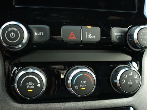 New 2026 RAM 1500 Warlock AWD/4WD image 45