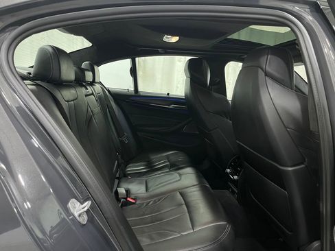 Used 2021 BMW M5 w/ Executive Package image 33