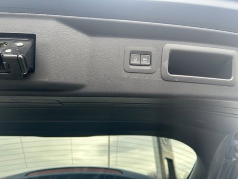 Certified 2025 MAZDA CX-50 2.5 Hybrid w/ Weather Package image 8