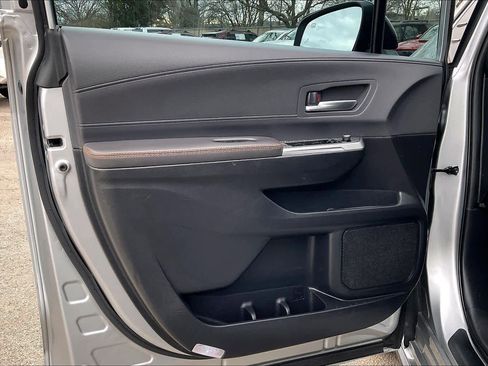 Used 2023 Toyota Sienna XSE image 21