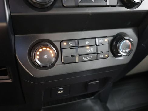 Used 2019 Ford F150 XL w/ Equipment Group 101A Mid RWD image 23