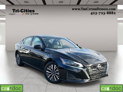 Used 2023 Nissan Altima 2.5 SV