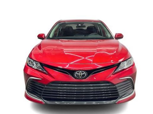Used 2024 Toyota Camry LE image 6