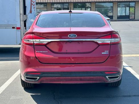 Used 2018 Ford Fusion SE AWD/4WD image 5