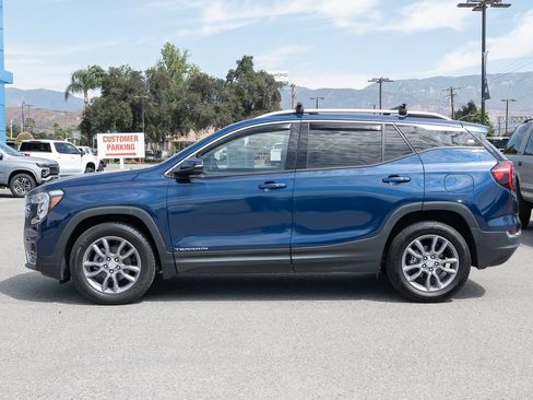 Used 2023 GMC Terrain SLT AWD/4WD image 7