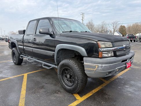 Used 2004 Chevrolet Silverado 1500 4x4 Extended Cab w/ Light Duty Power Package image 4