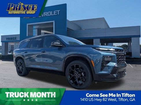 New 2026 Chevrolet Traverse RS w/ LPO, Floor Liner Package image 1