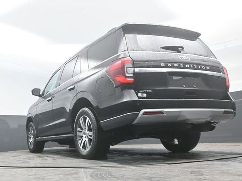 Used 2024 Ford Expedition Limited image 24