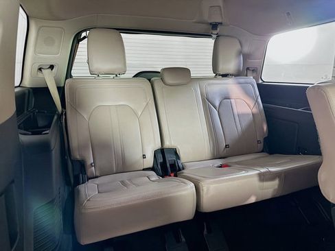 Certified 2023 Ford Expedition Limited image 24