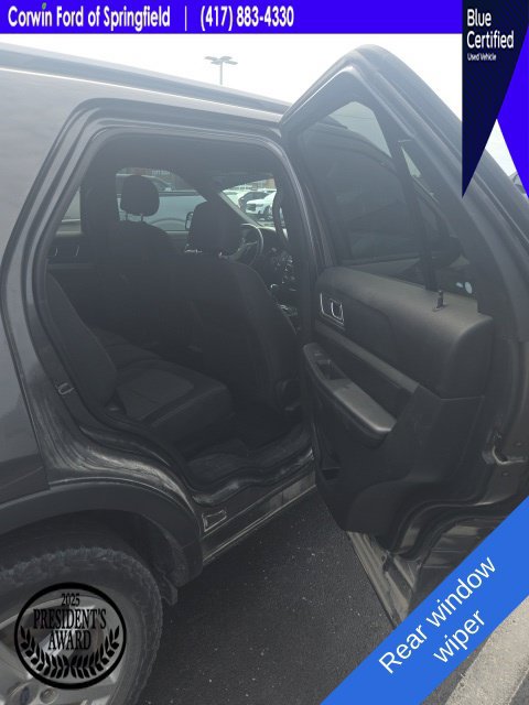 Used 2017 Ford Explorer XLT AWD/4WD image 16