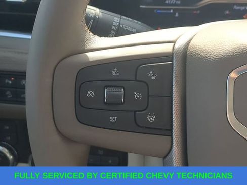 Used 2024 GMC Yukon XL Denali w/ Advanced Technology Package image 31