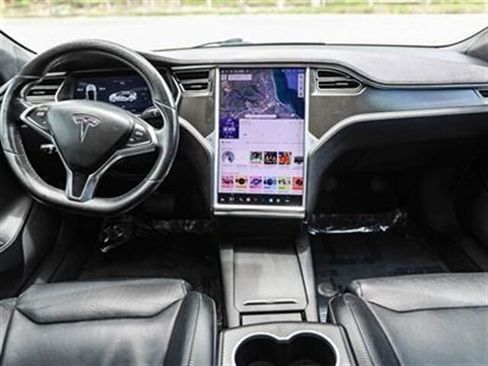 Used 2017 Tesla Model S RWD image 32