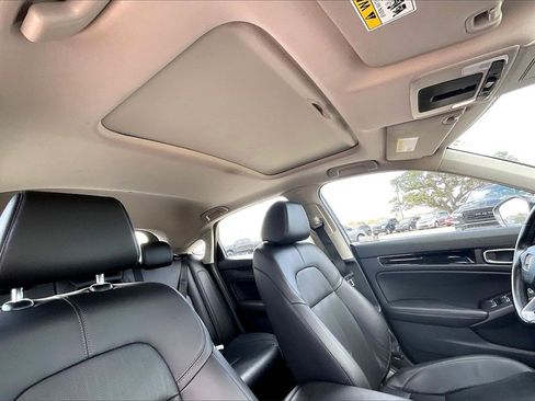 Used 2024 Honda Civic EX-L image 28