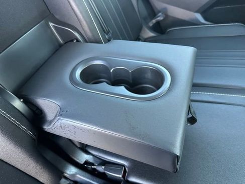 Used 2024 Volkswagen Tiguan Wolfsburg Edition image 31