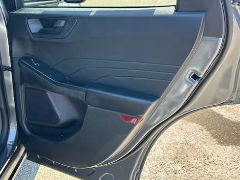 Used 2025 Ford Escape Active image 12
