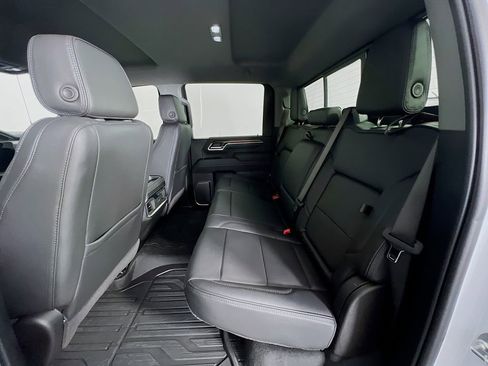 Certified 2025 GMC Sierra 2500 Denali image 23