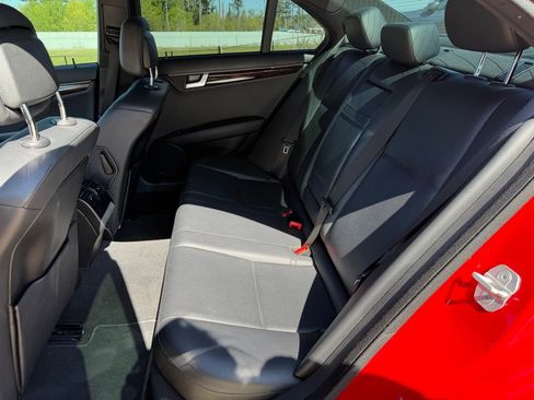 Used 2014 Mercedes-Benz C 250 image 13