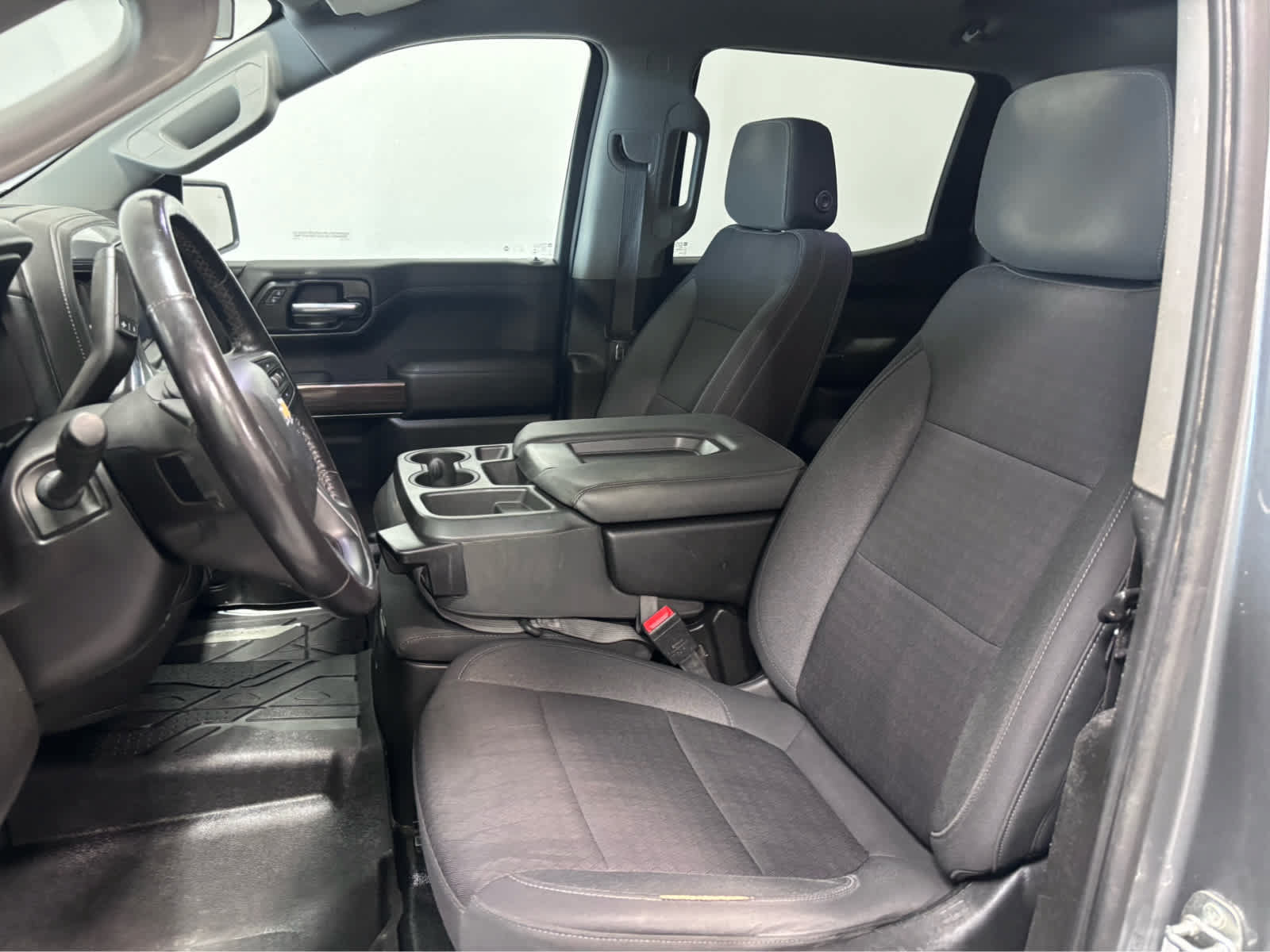 Used 2022 Chevrolet Silverado 1500 LT w/ Safety Package AWD/4WD image 11