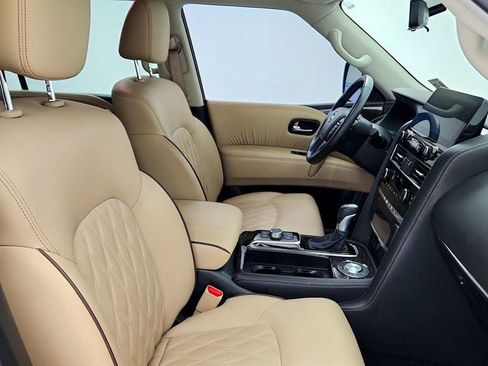 Used 2024 Nissan Armada Platinum w/ Captain's Chairs Package RWD image 26