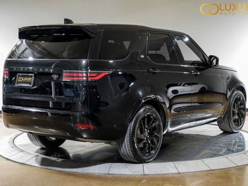 Used 2023 Land Rover Discovery S R-Dynamic image 10