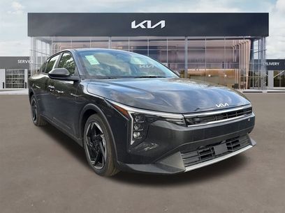 New 2025 Kia K4 EX