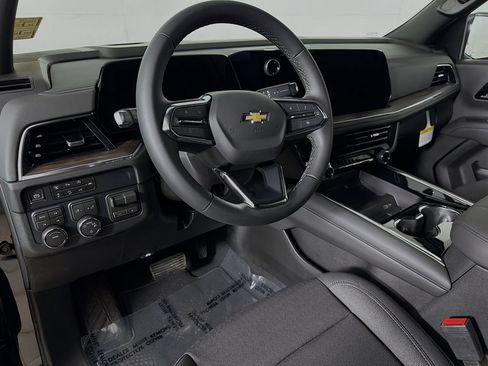 New 2026 Chevrolet Suburban LS w/ Max Trailering Package AWD/4WD image 9