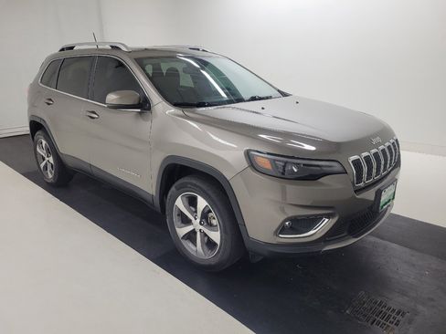 Used 2020 Jeep Cherokee Limited AWD/4WD image 13