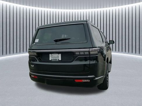 New 2026 Jeep Grand Wagoneer 4WD image 8