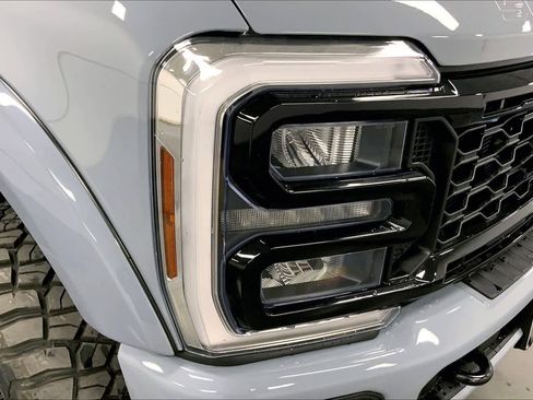 New 2026 Ford F250 Lariat w/ Black Appearance Package image 13