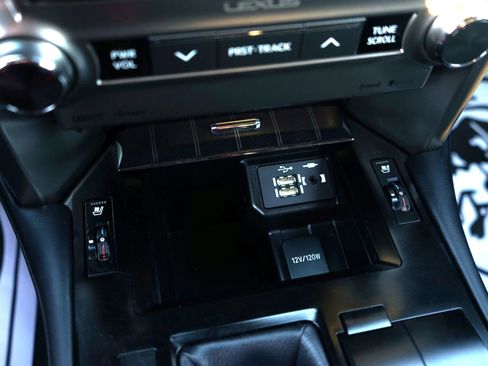 Used 2020 Lexus GX 460 Premium image 28