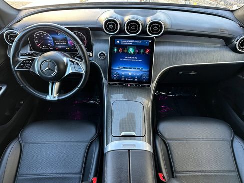 Used 2024 Mercedes-Benz GLC 300 image 15